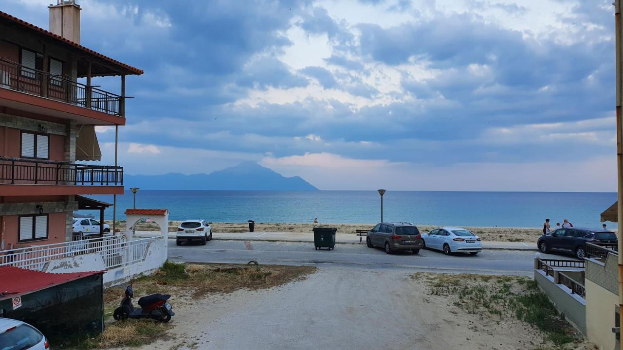 House Spanos Sarti Esterno foto