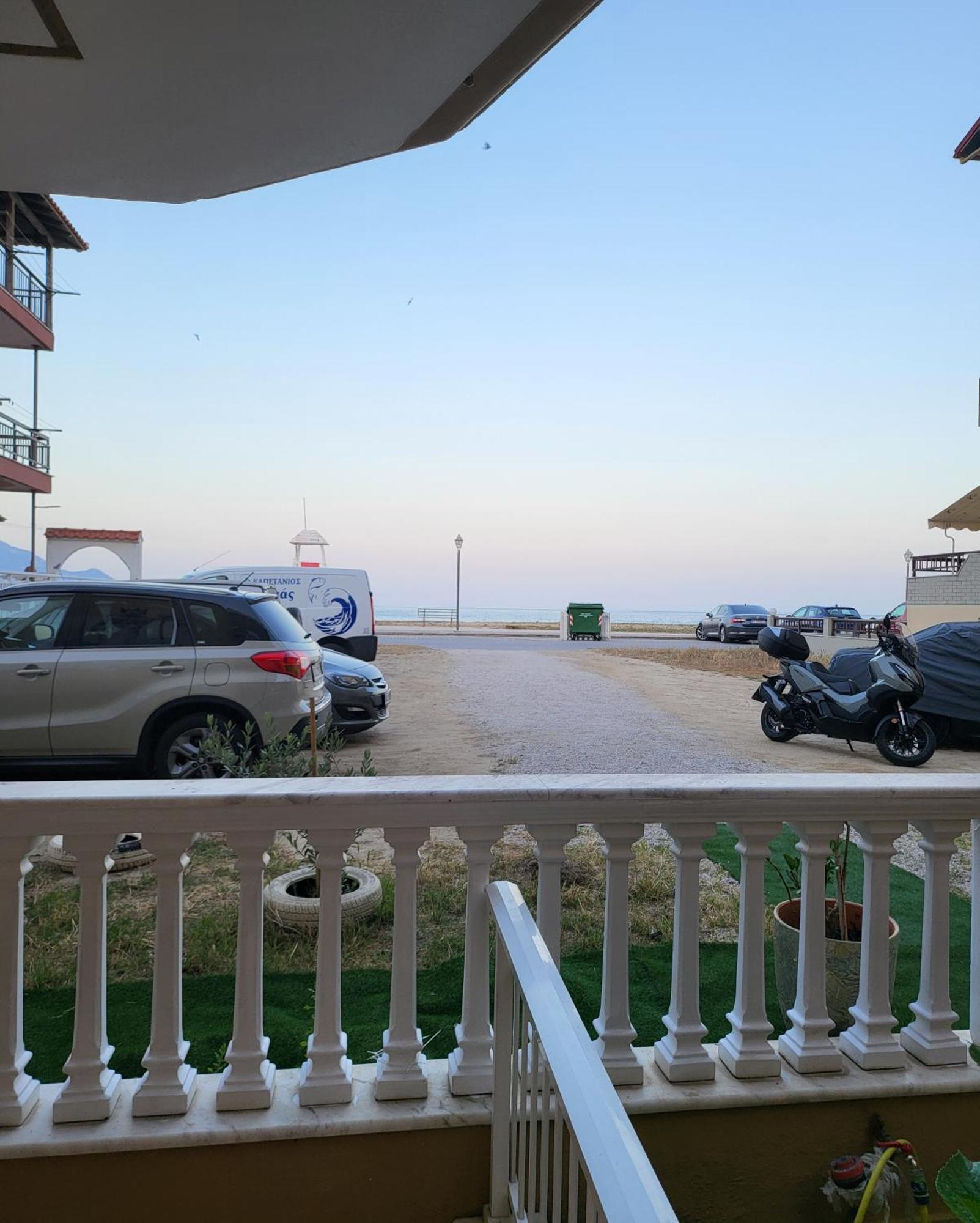 House Spanos Sarti Esterno foto